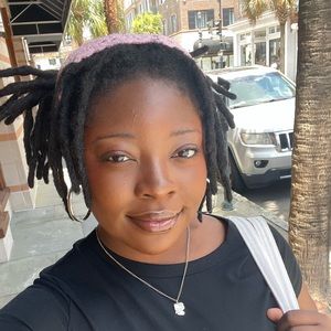 Meet your Posher, Alanna